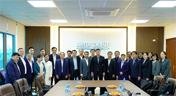 Thứ trưởng Bộ Giao Thông và Công trình nước CHDCND Lào thăm và làm việc tại Viện Quản lý và Phát triển Châu Á (AMDI)