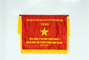 VIỆN AMDI VINH DỰ ĐÓN NHẬN CỜ THI ĐUA XUẤT SẮC CỦA LIÊN HIỆP HỘI NĂM 2025